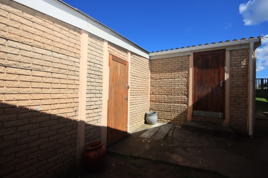 3 Bedroom Property for Sale in Greenfields Eastern Cape